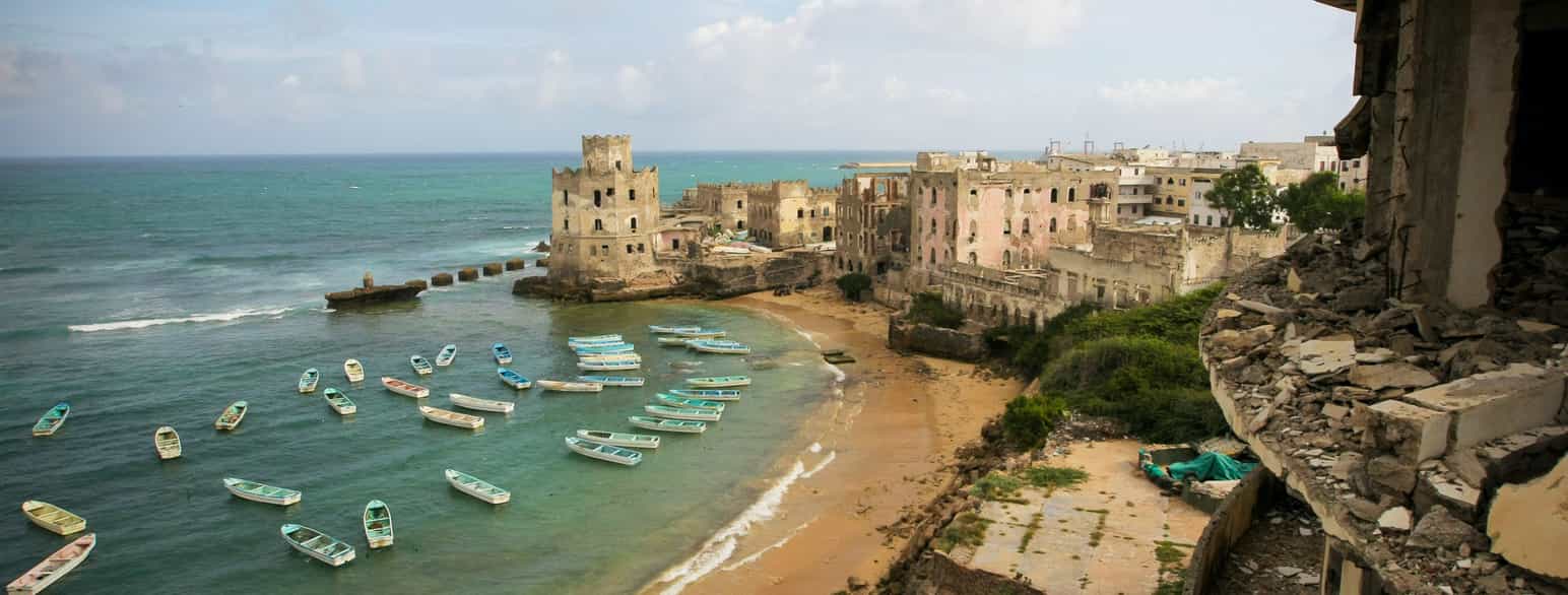 Somalias hovedstad, Mogadishu, som ligger ud til Det Indiske Ocean.