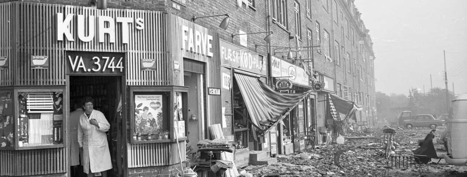 Vigerslev Allé dagen efter eksplosionen på Valby Gasværk i 1964