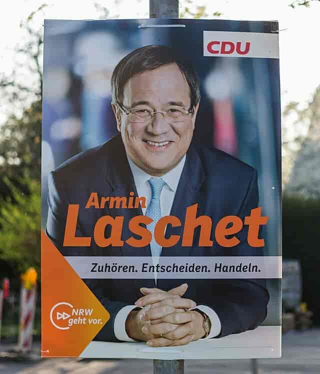 Valgplakat for CDU's formand og kanslerkandidat. Valgplakaten stammer fra valget til landdagen i Nordrhein-Westfalen i 2017