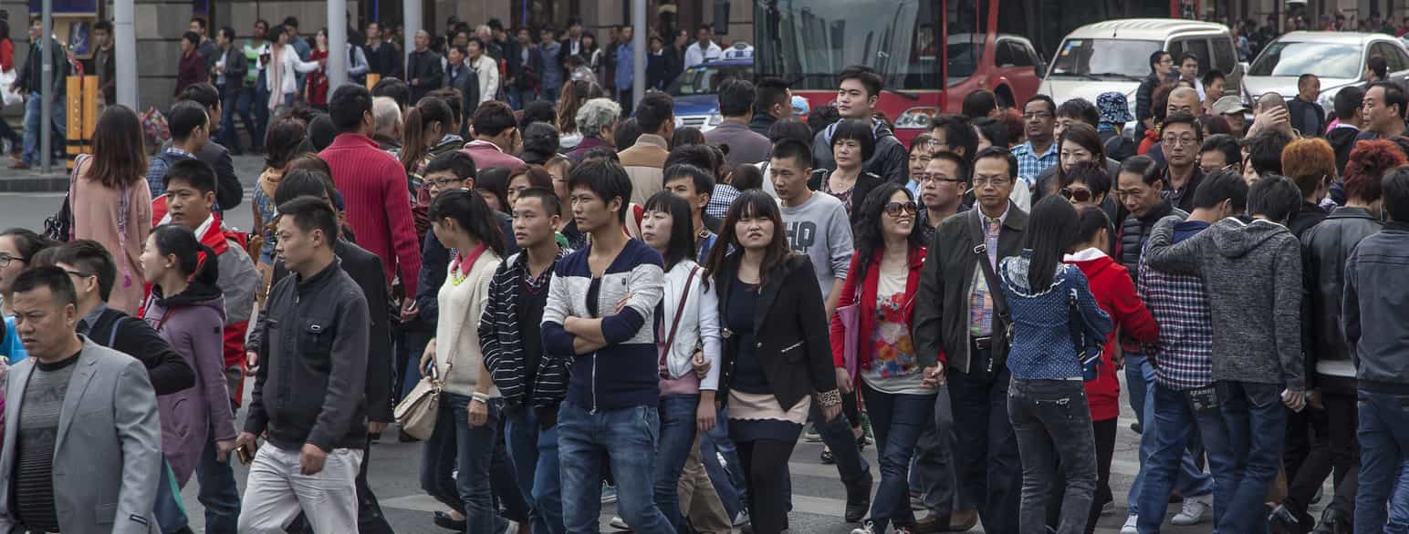 Menneskemængde i Shanghai oktober 2020.