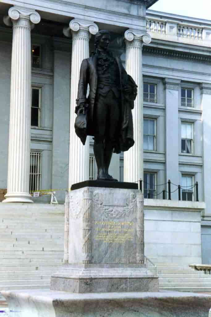 Alexander Hamilton, Washington DC: Department of Treasury