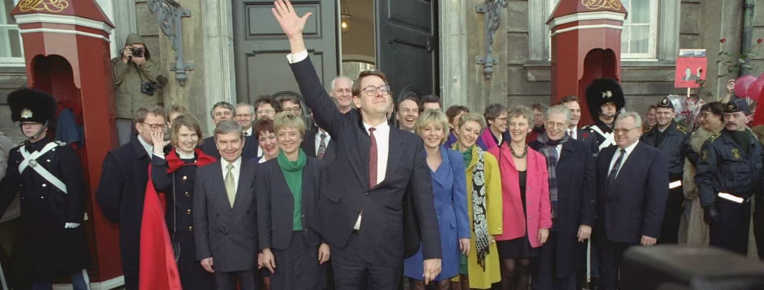 Poul Nyrup Rasmussen præsenterer sin nye regering i januar 1993