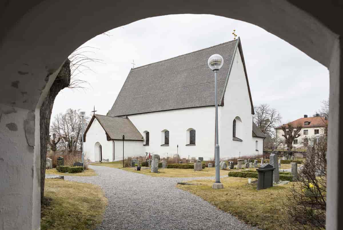 Täby kirke