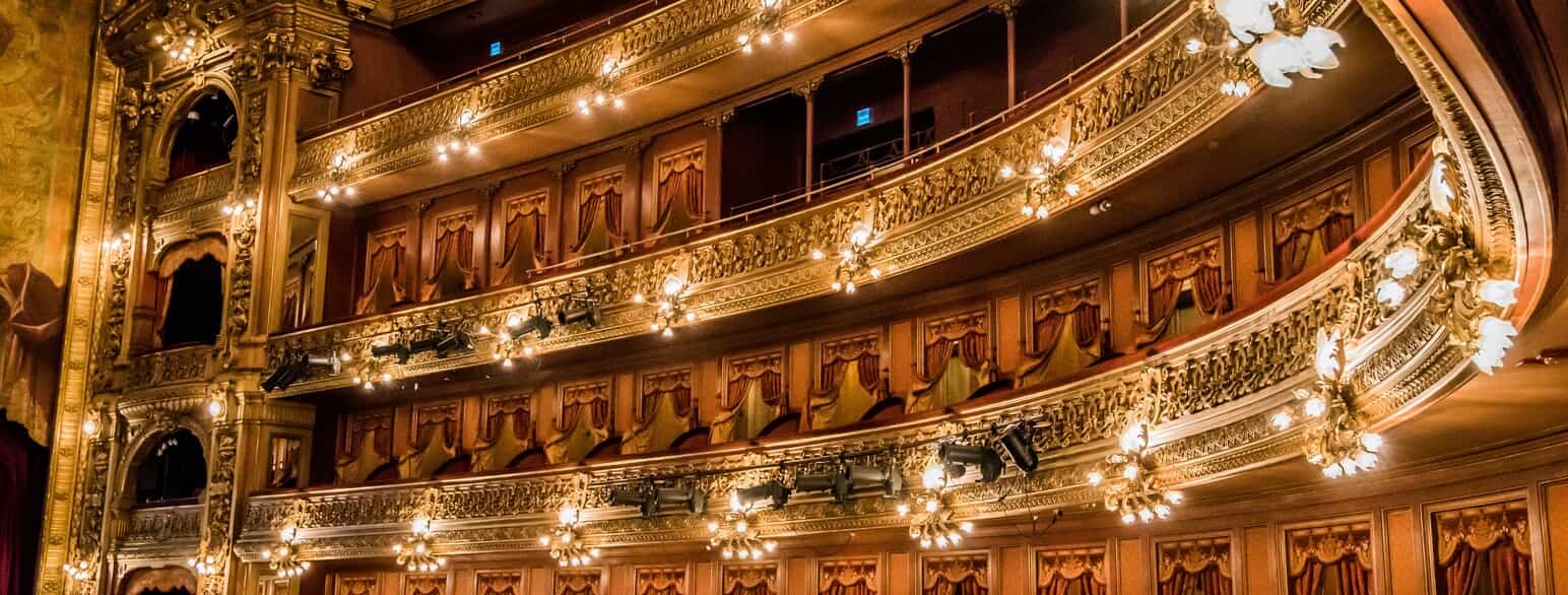 Loger i Teatro Colón i Buenos Aires, Argentina. Foto fra 2020.