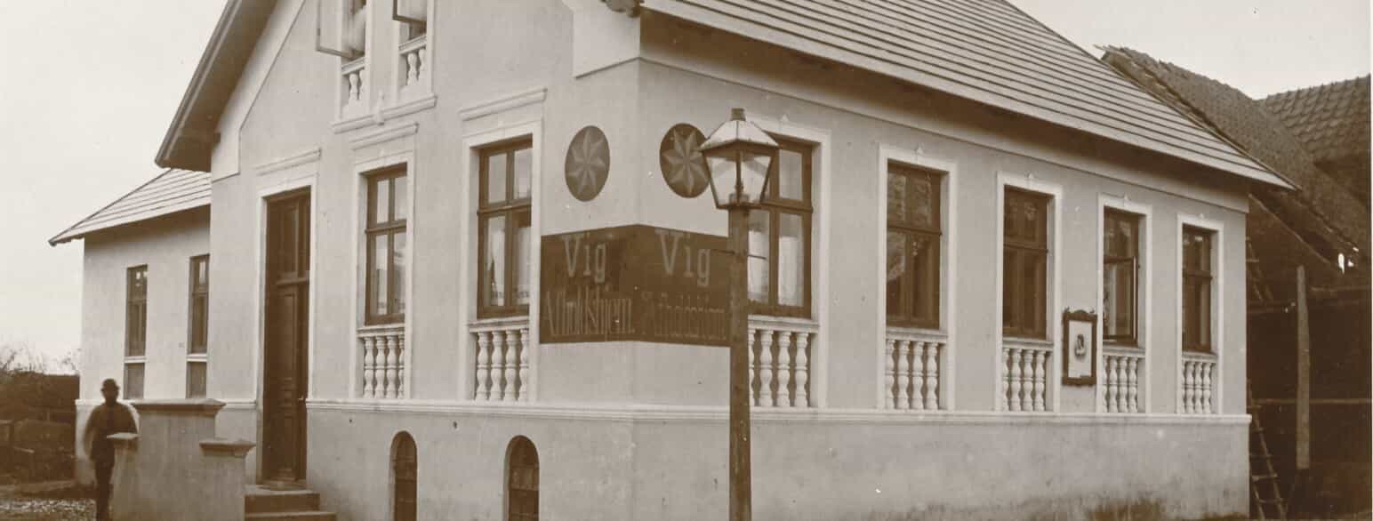 Vig Afholdshjem på Vig Hovedgade 27 blev bygget i 1896