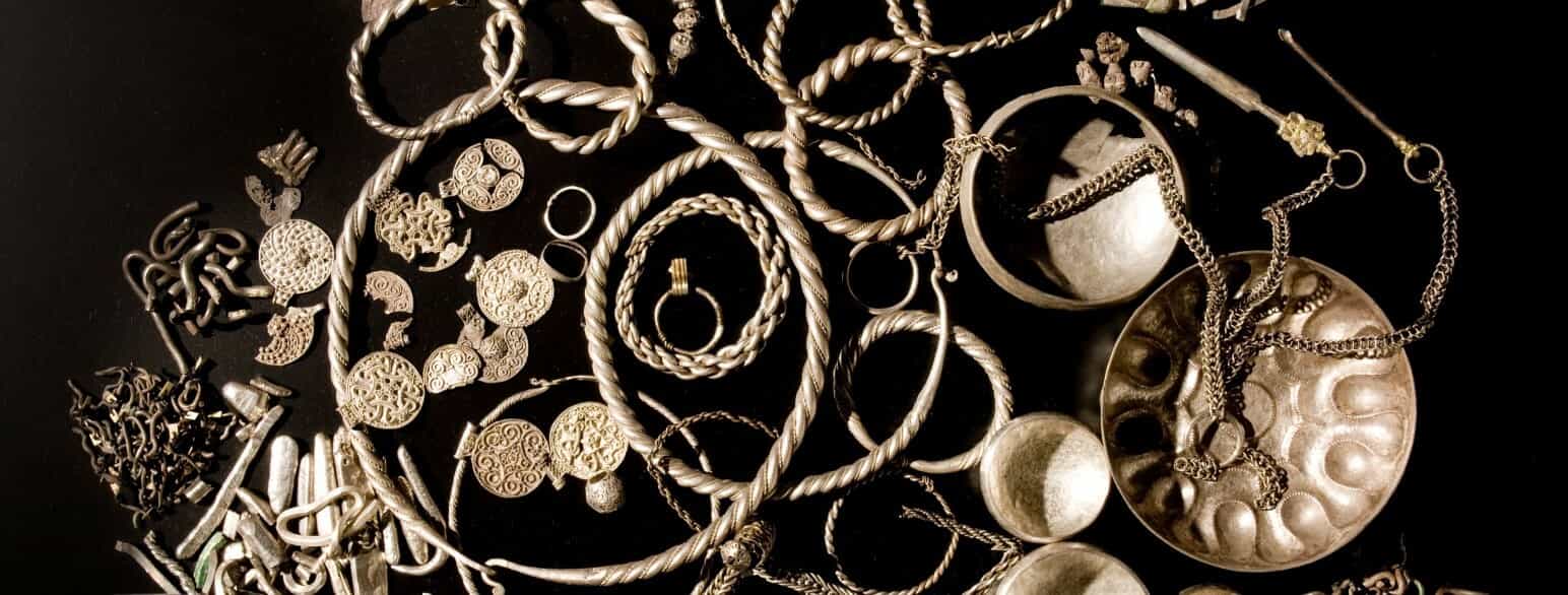 Terslevskatten bestående af 6,6 kg sølv og genstande fra hele den verden, vikingerne kendte