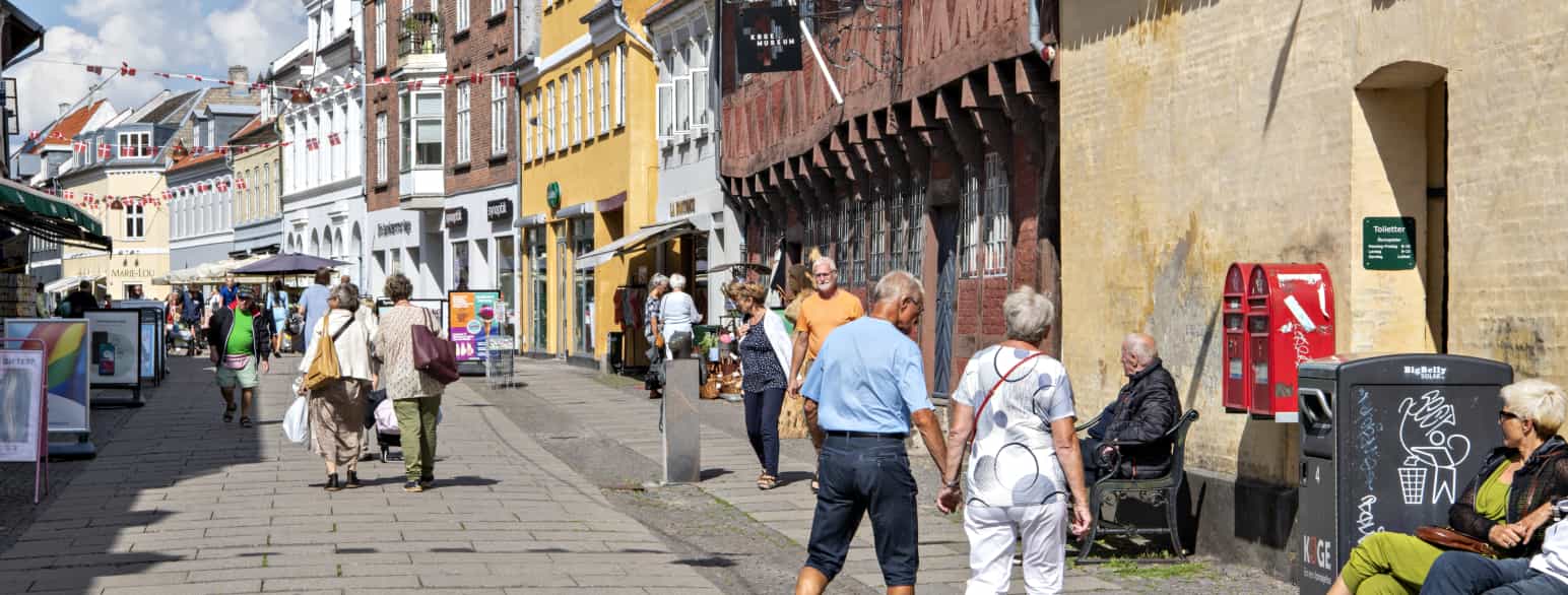 Nørregade i Køge er en af de gamle og centrale gader i byen, hvor nyt og gammelt mødes