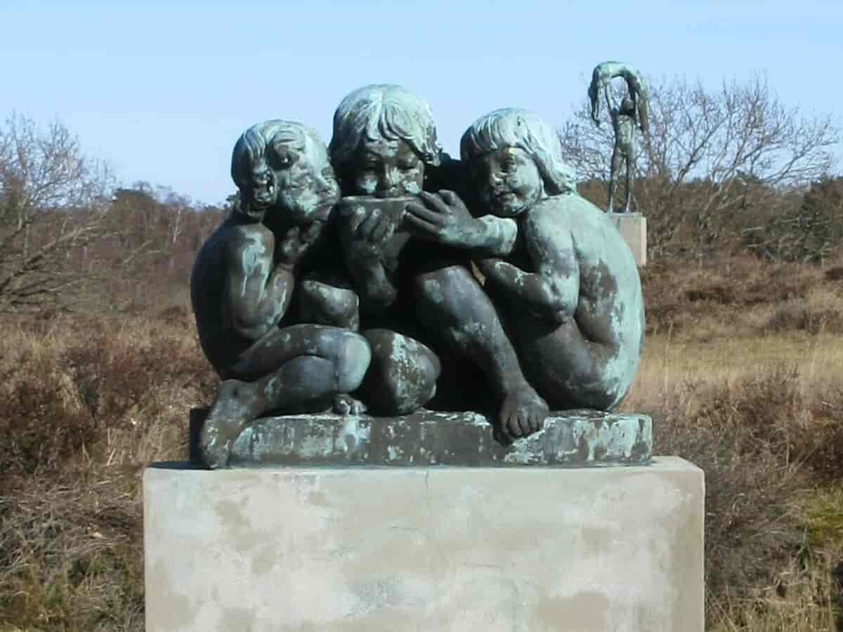 De tørstige børn, statue af Rudolph Tegner