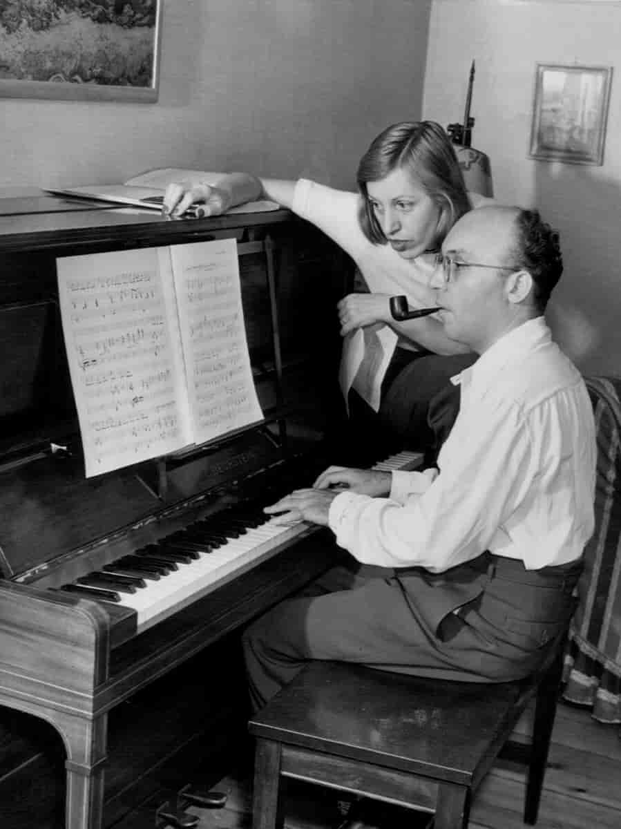 Kurt Weill og Lotte Lenya i 1942.