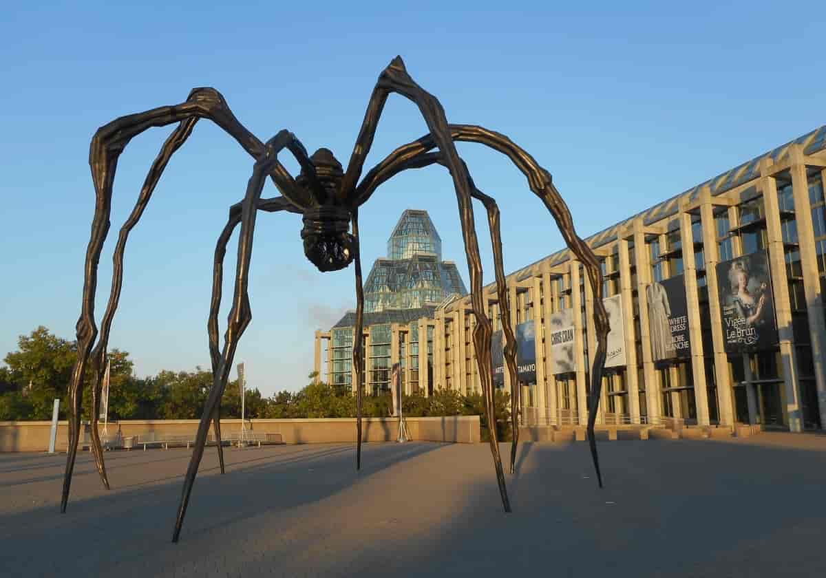 "Maman" af Louise Bourgeois.