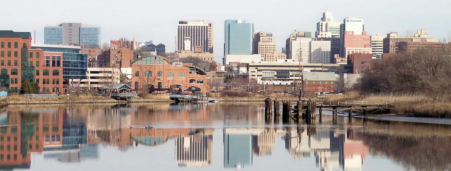 Delawares største by, Wilmington, ud til Christina River