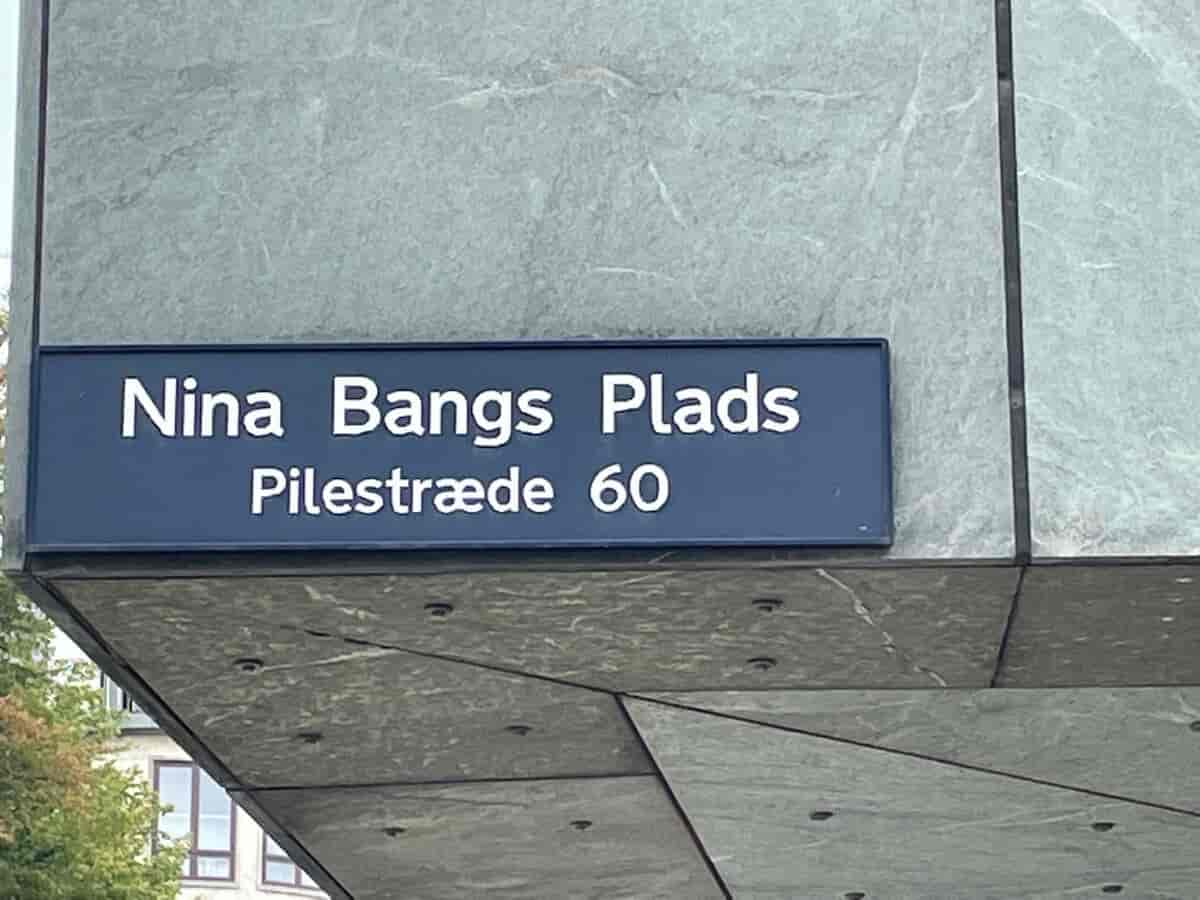 Nina Bangs Plads