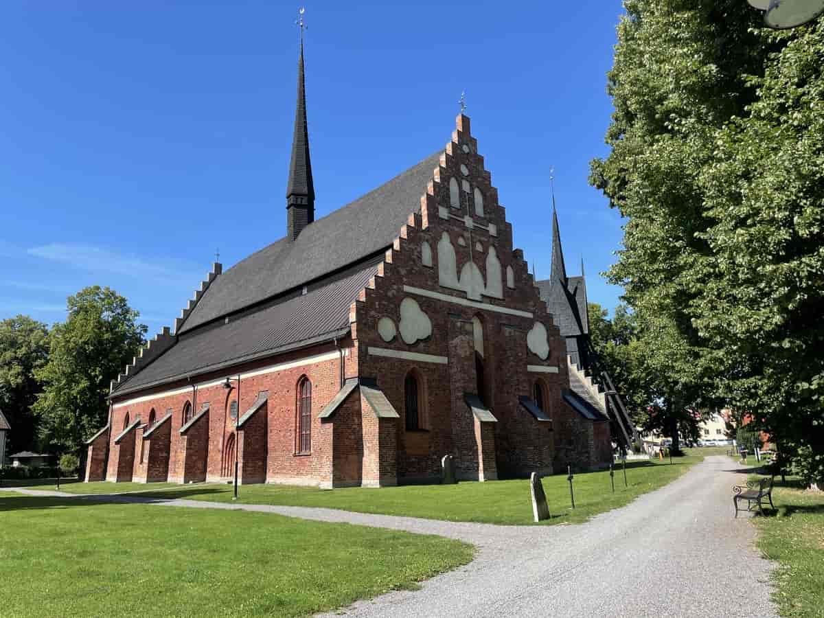 Sankt Laurentii Kirke i Söderköping blev genopbygget efter en brand i 1494