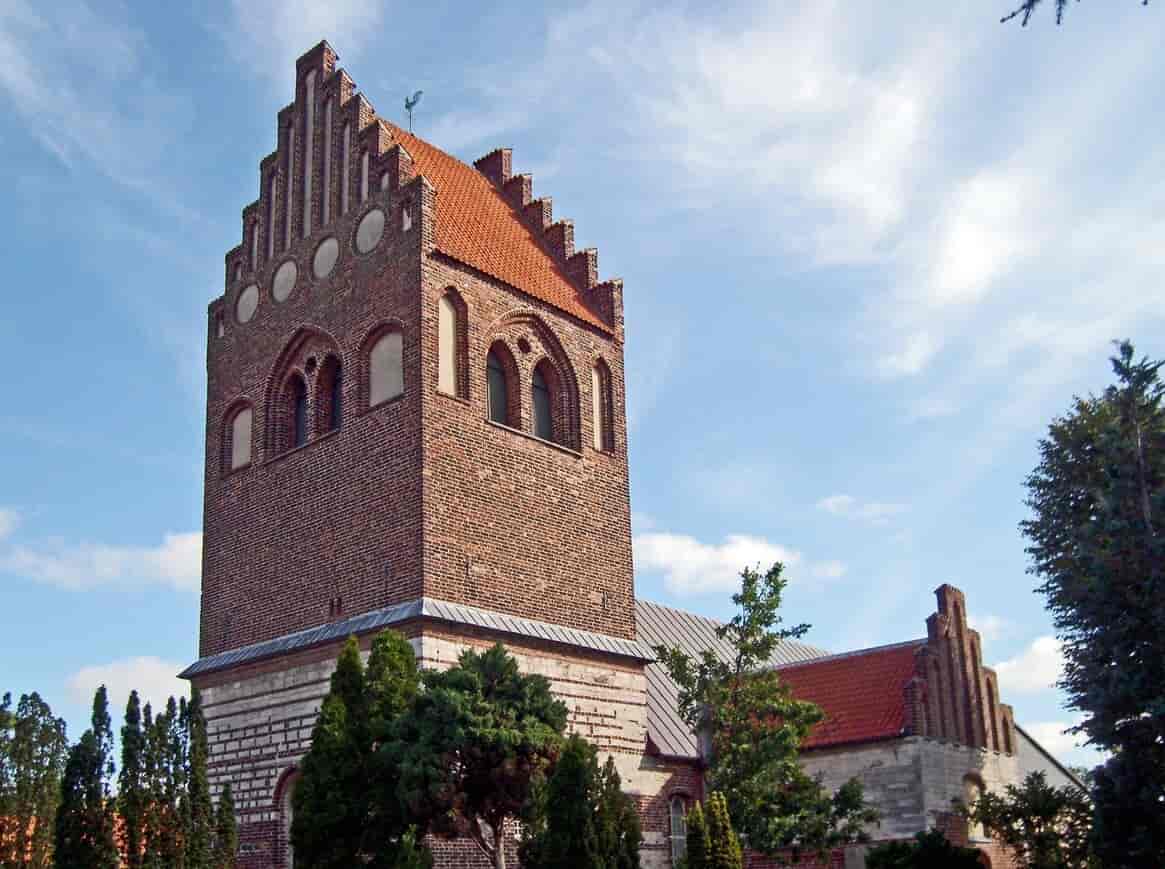 Tårnby Kirke