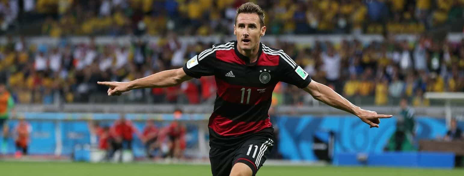 Med i alt 16 mål er Miroslav Klose den mest scorende spiller i VM-historien