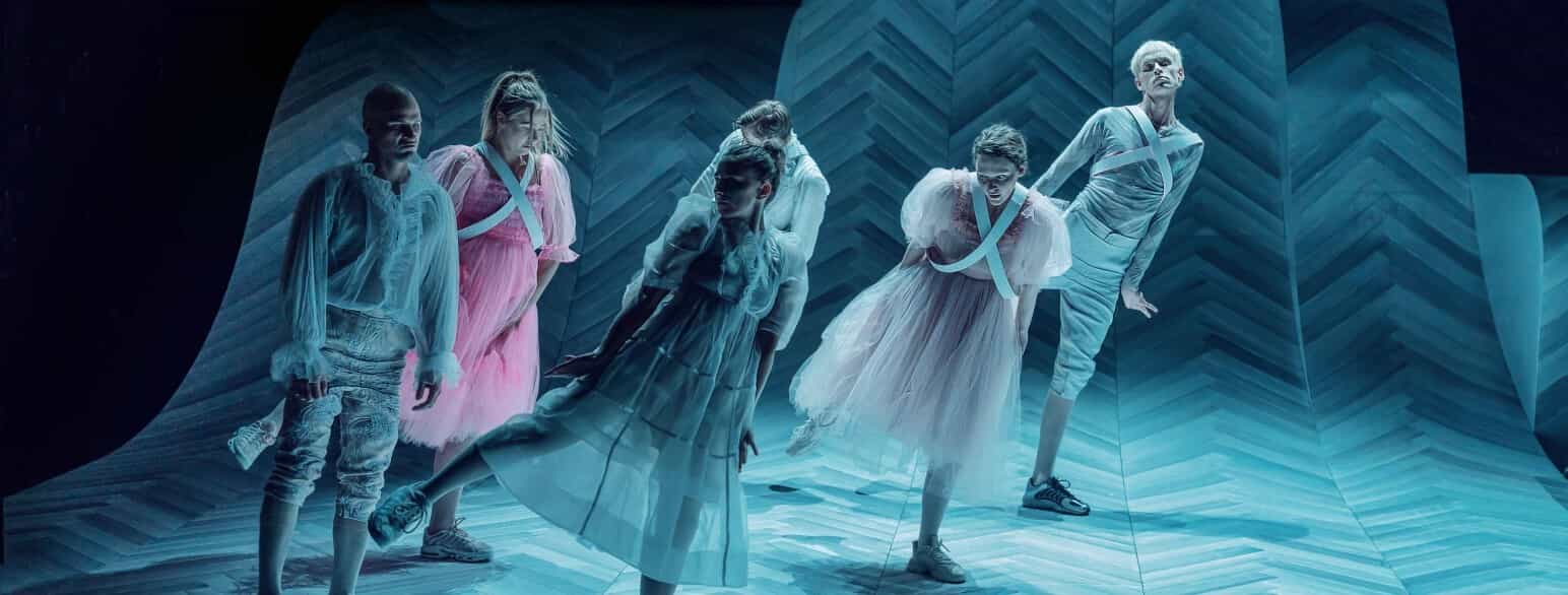 Betty Nansen Teatrets opsætning af Jane Austens romantiske klassiker Stolthed og fordom fra 2022
