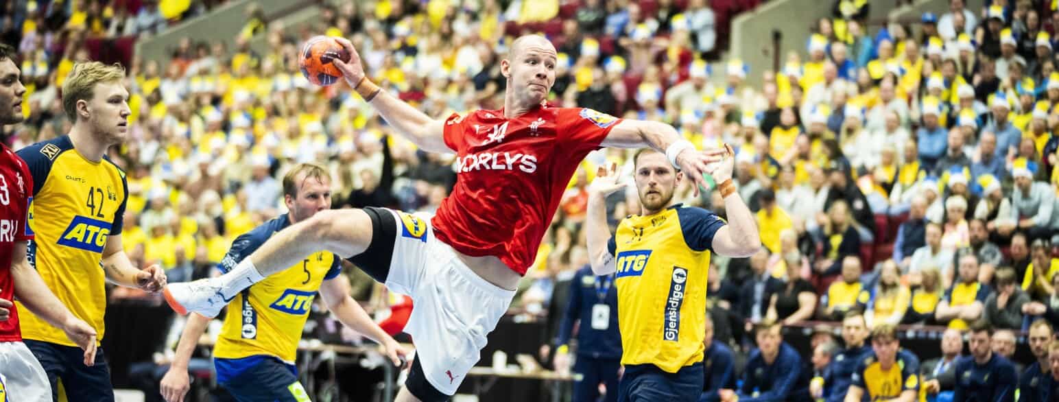 Simon Hald i landskampen mellem Sverige og Danmark i Malmø Arena den 16. april 2022