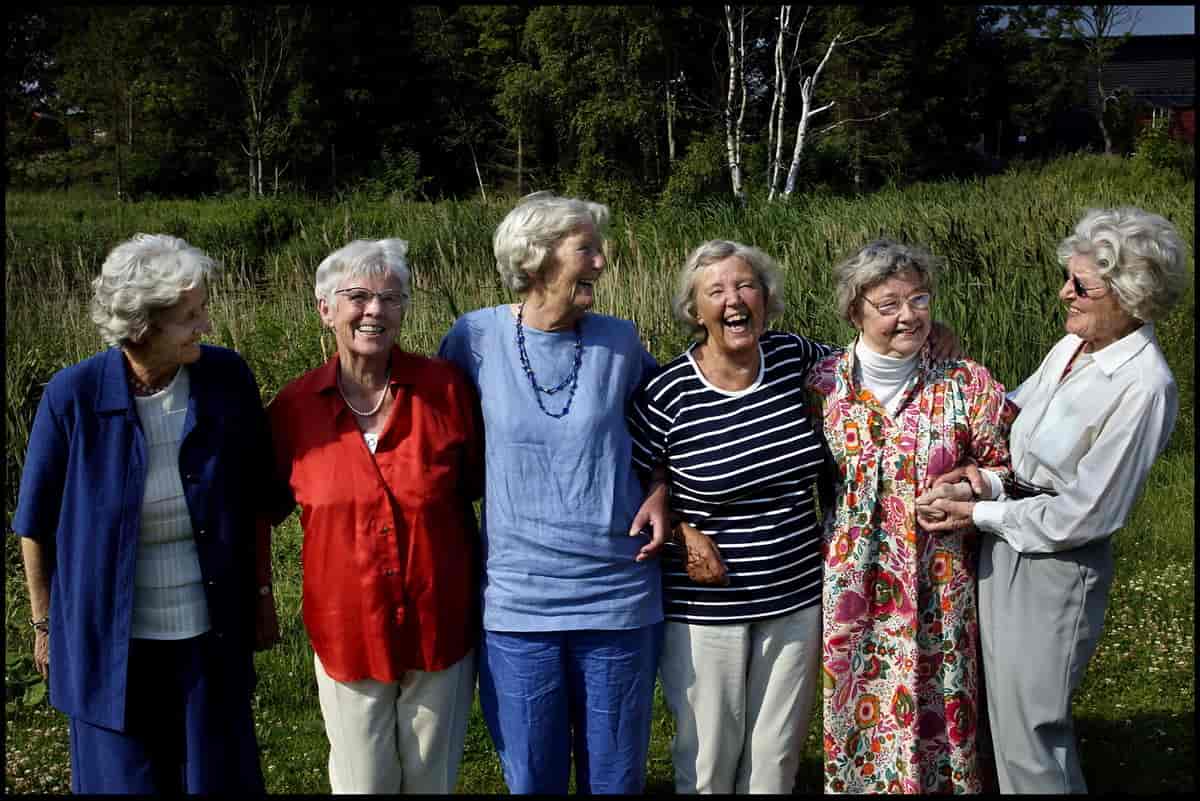 Annie Langberg, Gertrud Pedersen, Lis Mellemgård, Hedda Lundh, Else Marie Pade, Lis Bomhoff