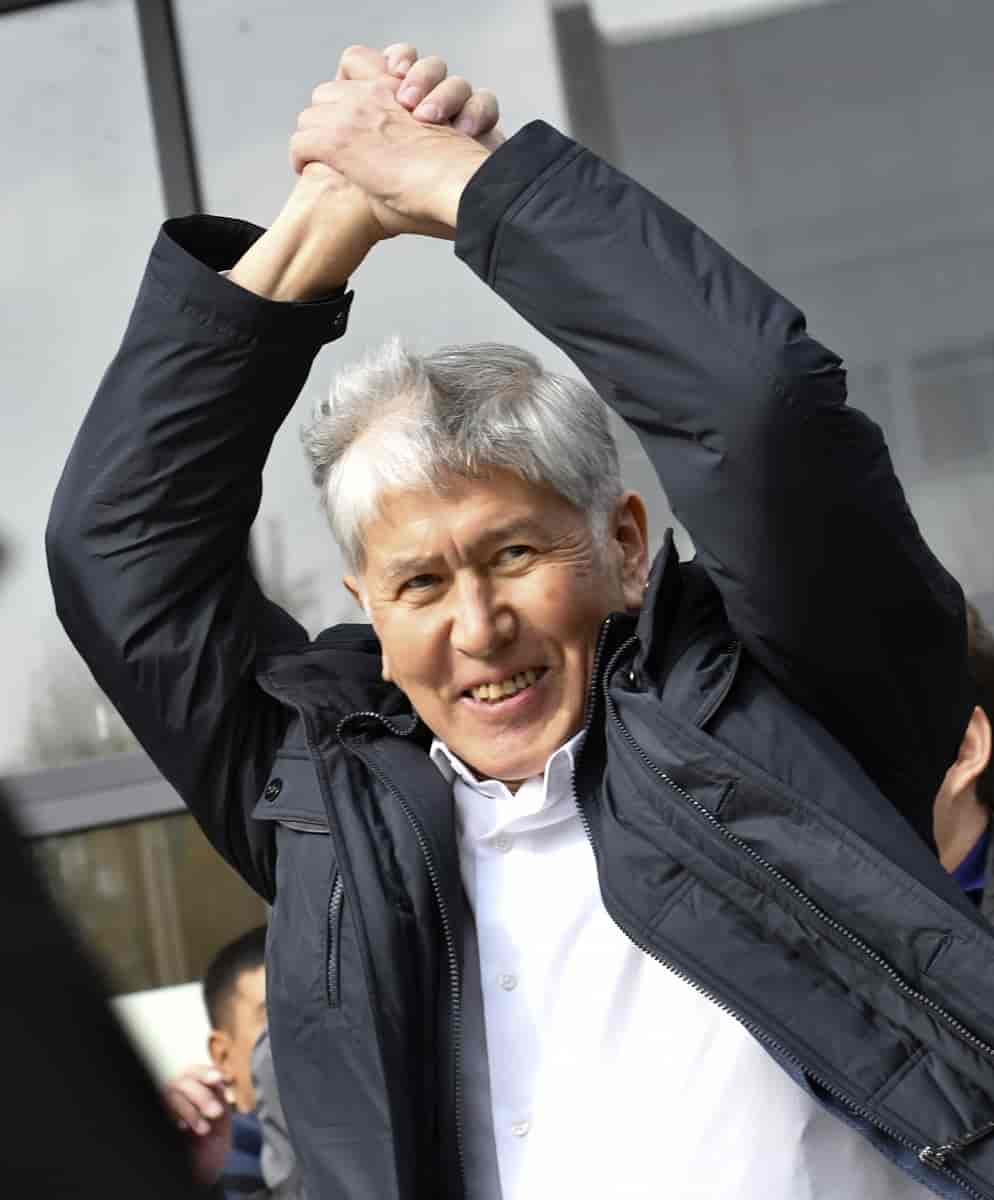 Almazbek Atambajev befriet fra fængslet i 2020.