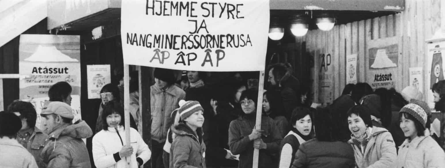 I januar 1979 blev der afholdt vejledende folkeafstemning om grønlandsk hjemmestyre. 70 % af stemmerne gik ind for indførelsen, mens 25 % stemte imod