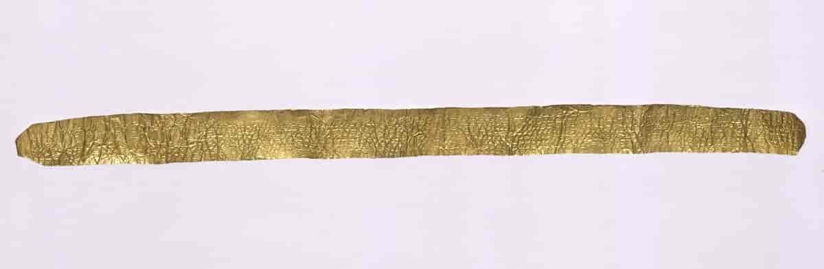 Brev på guldfolie med tamilsk skrift, dateret 25. april 1620.