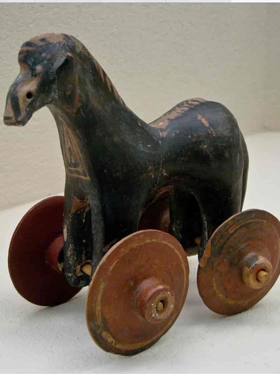 Hesten - antikkens legetøj til drenge