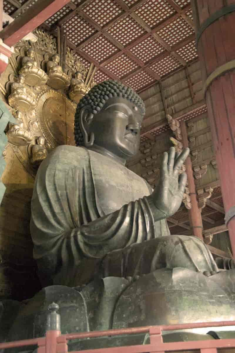 Den store Birushana-buddha ved Tōdaiji