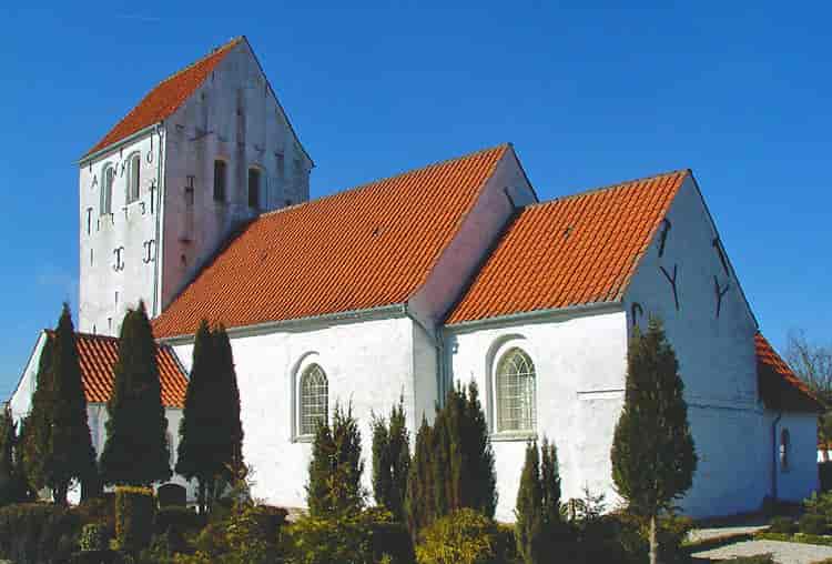 Hallenslev Kirke