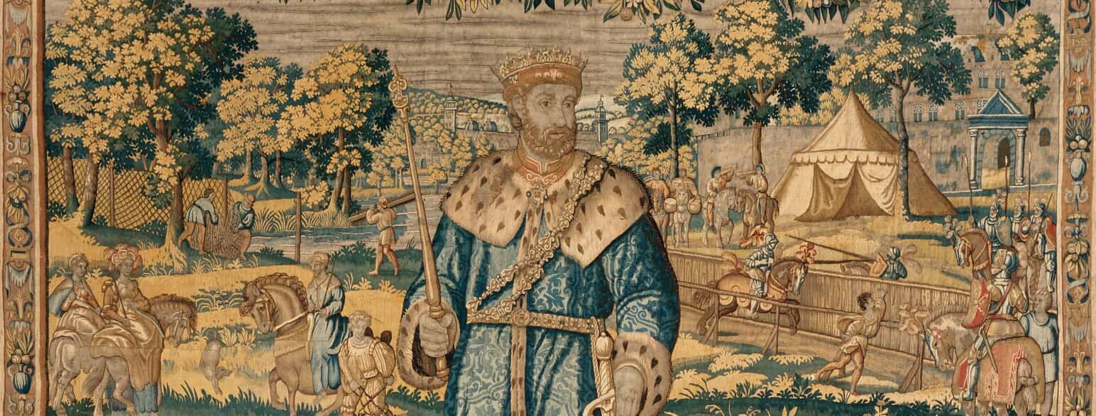 Kronborgtapeterne blev vævet i 1581-1584 efter tegninger af Hans Knieper. Dette udsnit viser Christoffer 2. (1319-1332) med krone, scepter og sværd. Dette tapet hænger på Kronborg Slot.