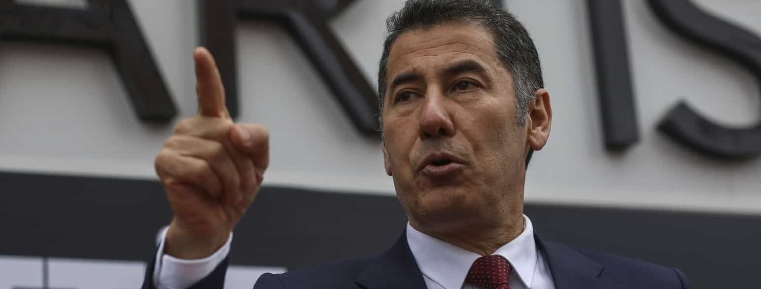 Den uafhængige præsidentkandidat Sinan Ogan under et vælgermøde i marts 2023.
