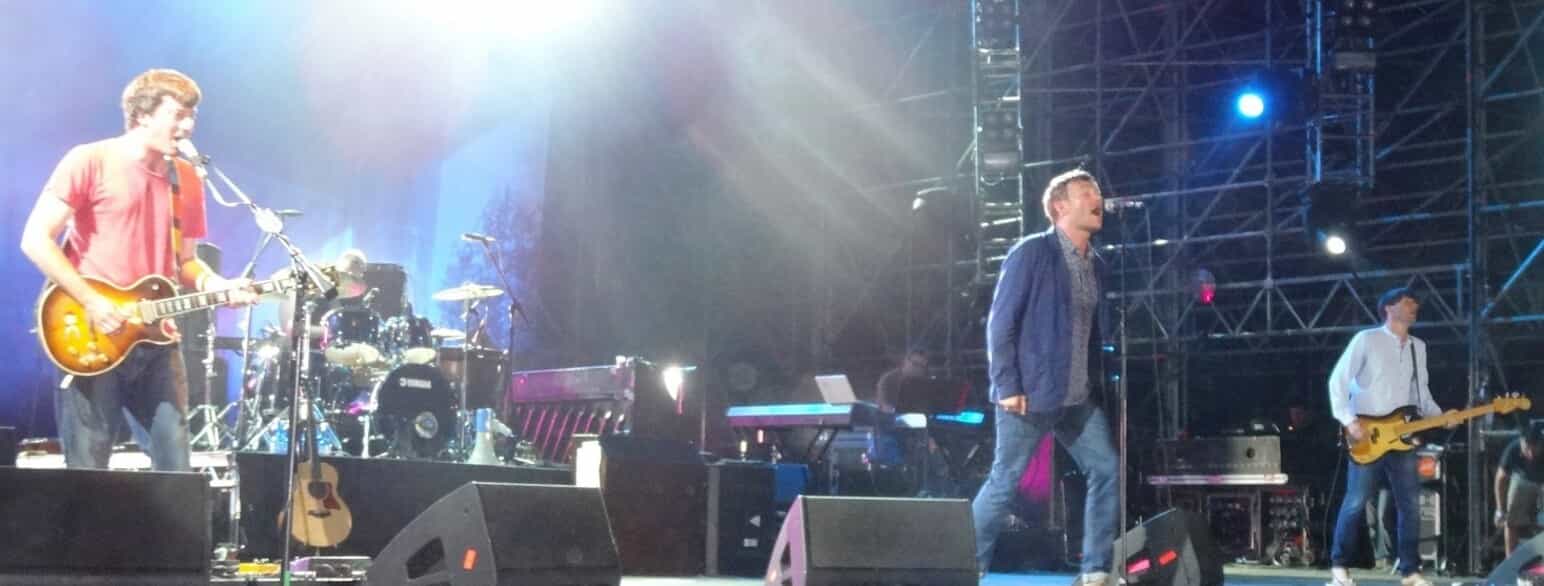 Blur på scenen ved en koncert i Rom, 29.7.2013.