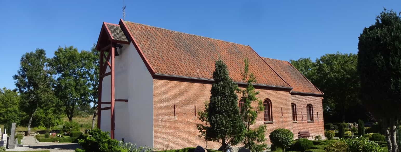 Dommerby Kirke i Skive Kommune er en forholdsvis lille kirke fra romansk tid uden tårn.