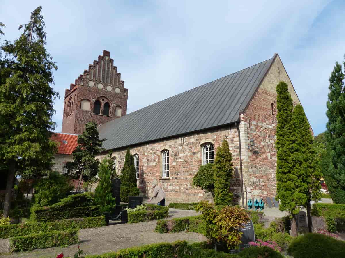 Tårnby Kirke