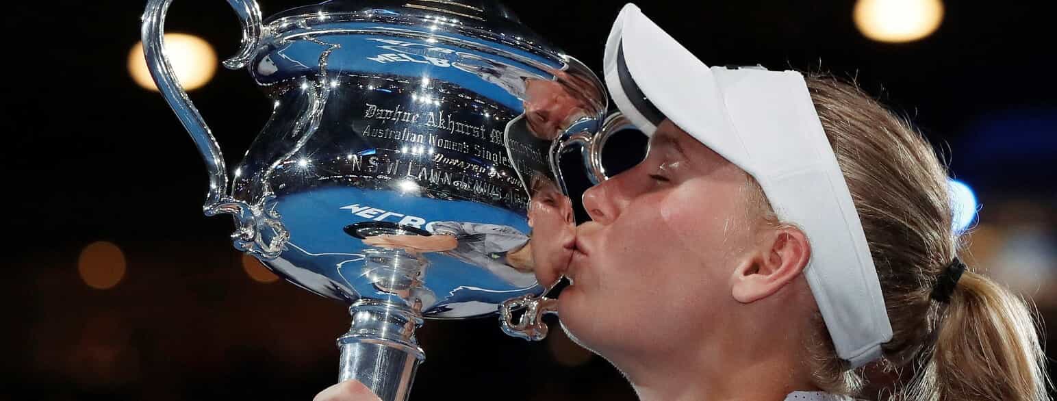 Caroline Wozniacki er den eneste dansker, der har vundet Australian Open i damesingle. Det skete i 2018, hvor hun slog Simona Halep.