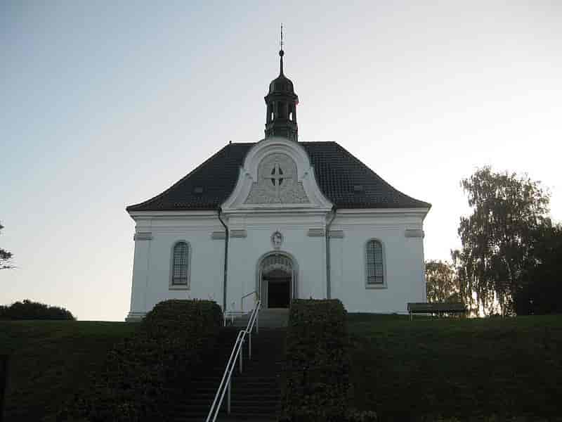 Hellebæk Kirke