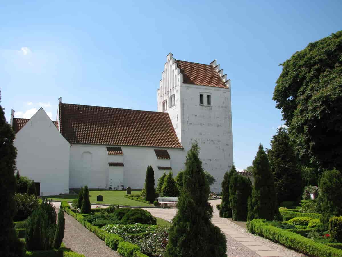 Hjembæk Kirke