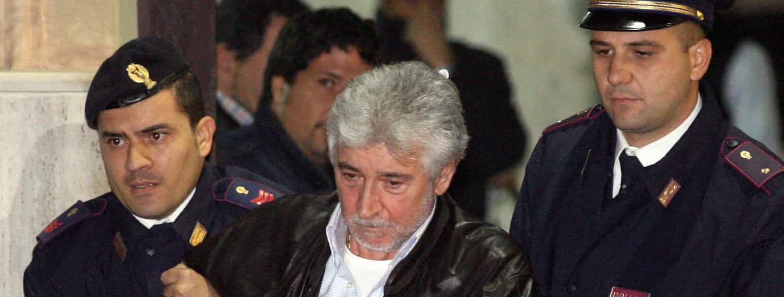 Den sicilianske mafiaboss Salvatore Lo Piccolo arresteres i  Palermo i  2007