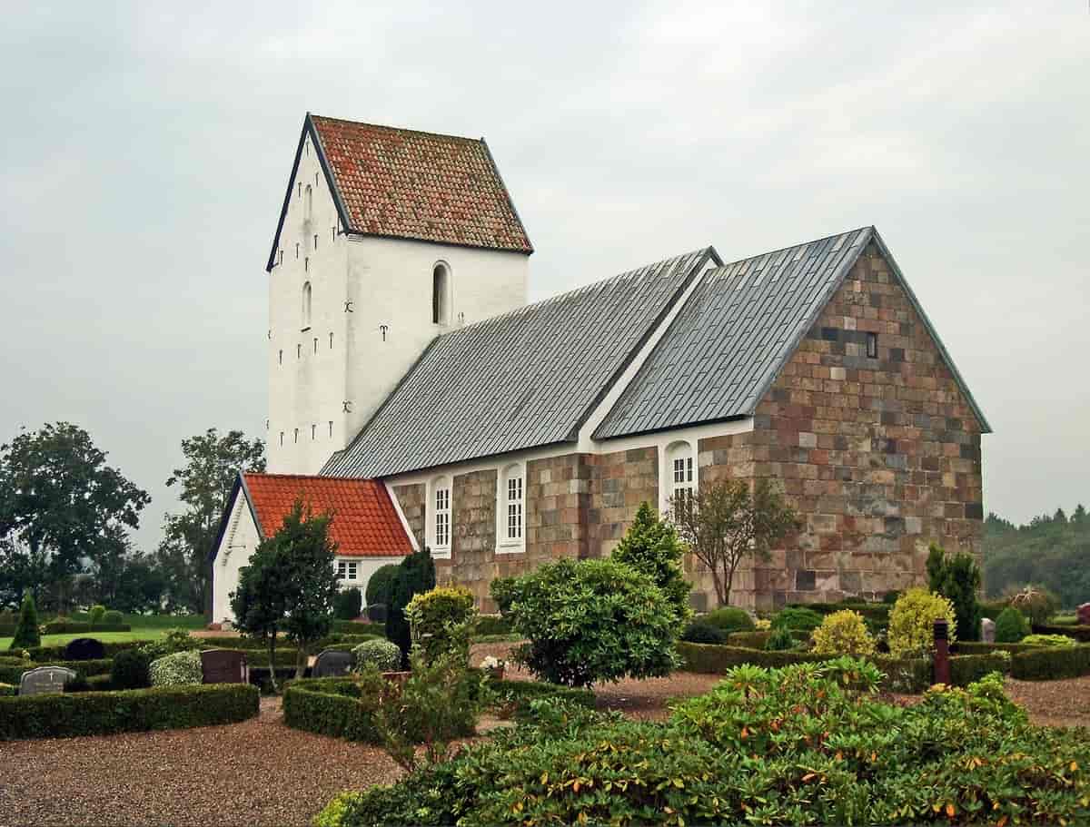 Råsted Kirke