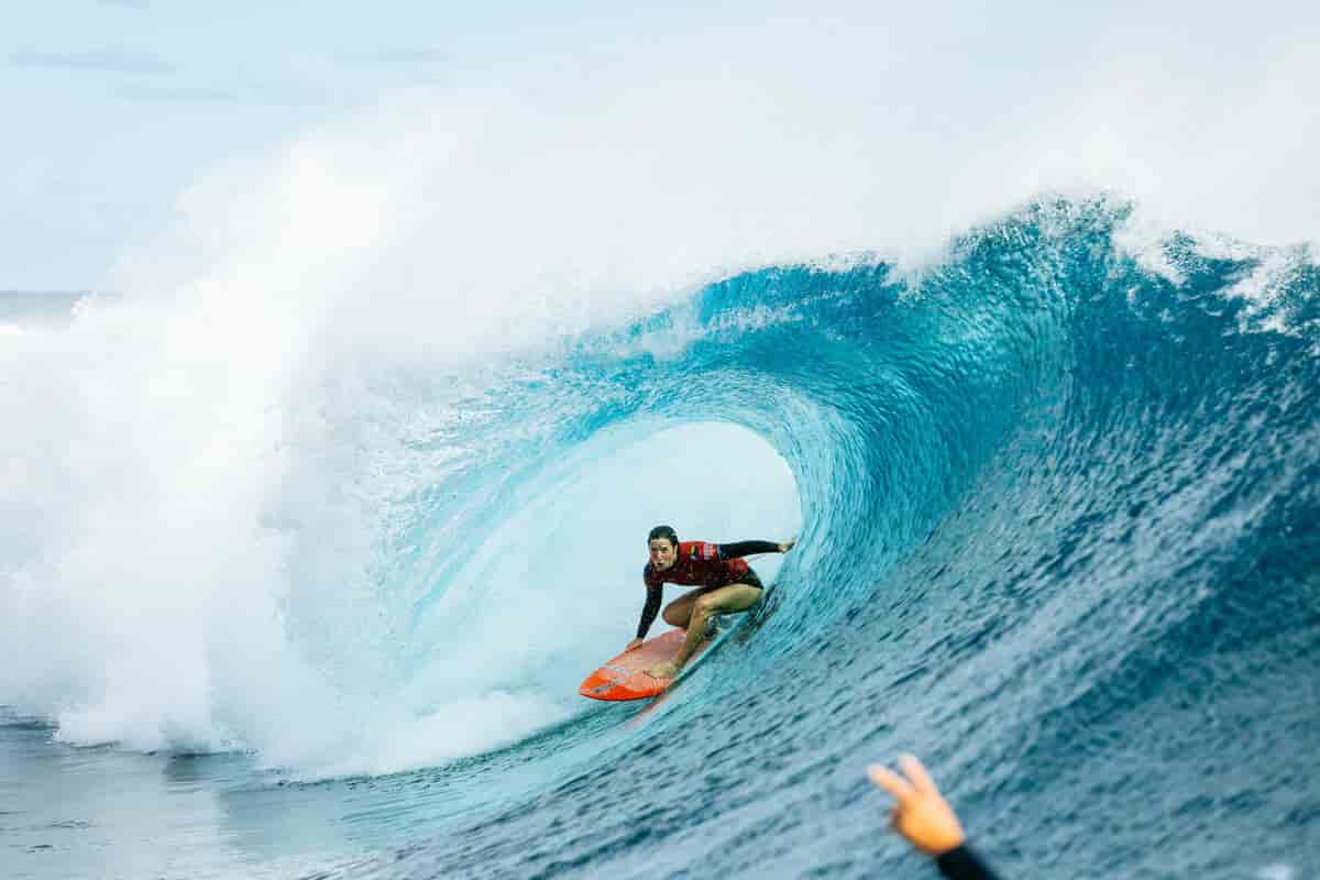 Surfer, Tahiti