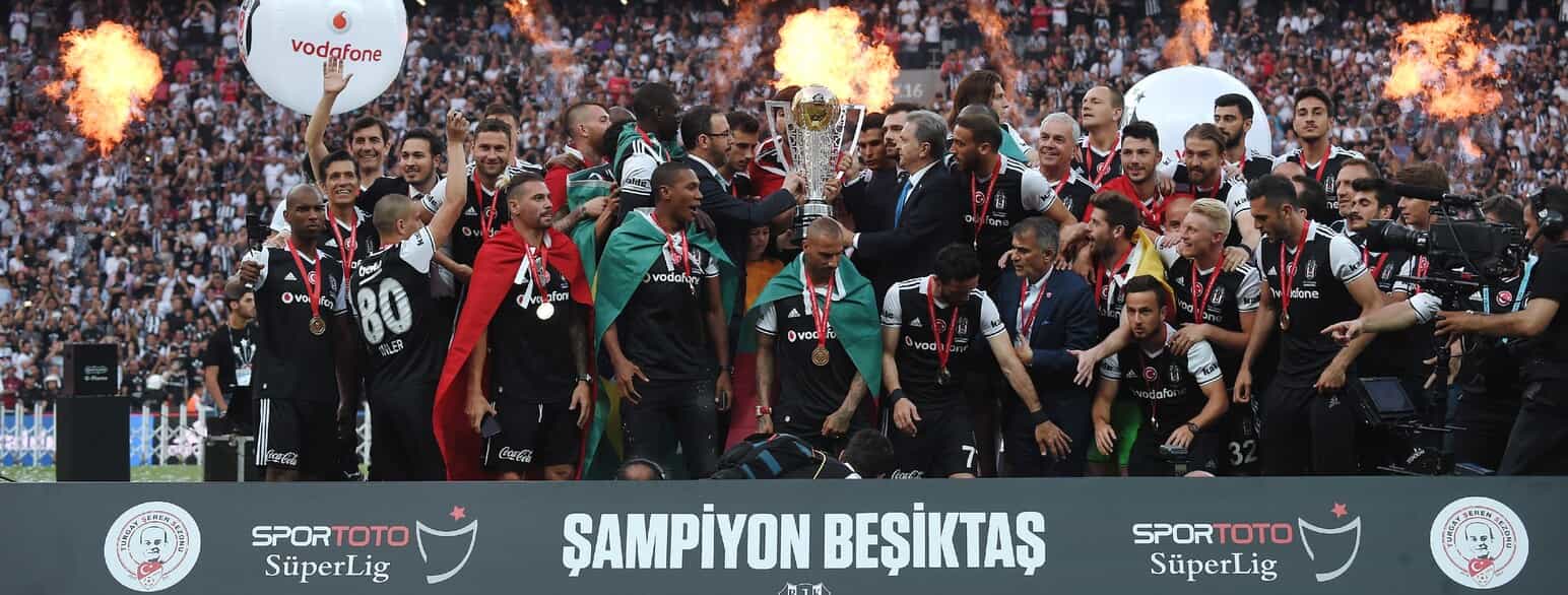 Beşiktaş fejrer det tyrkiske mesterskab i 2017