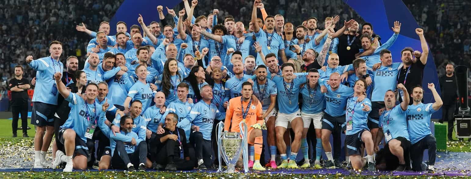 Manchester City fejrer finalesejren over Inter i Champions League-finalen den 10. juni 2023
