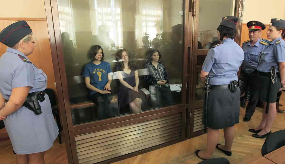Pussy Riot under retssagen i 2012