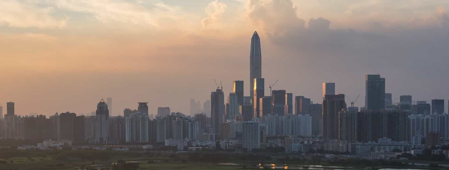 Shenzhens skyline i oktober 2016