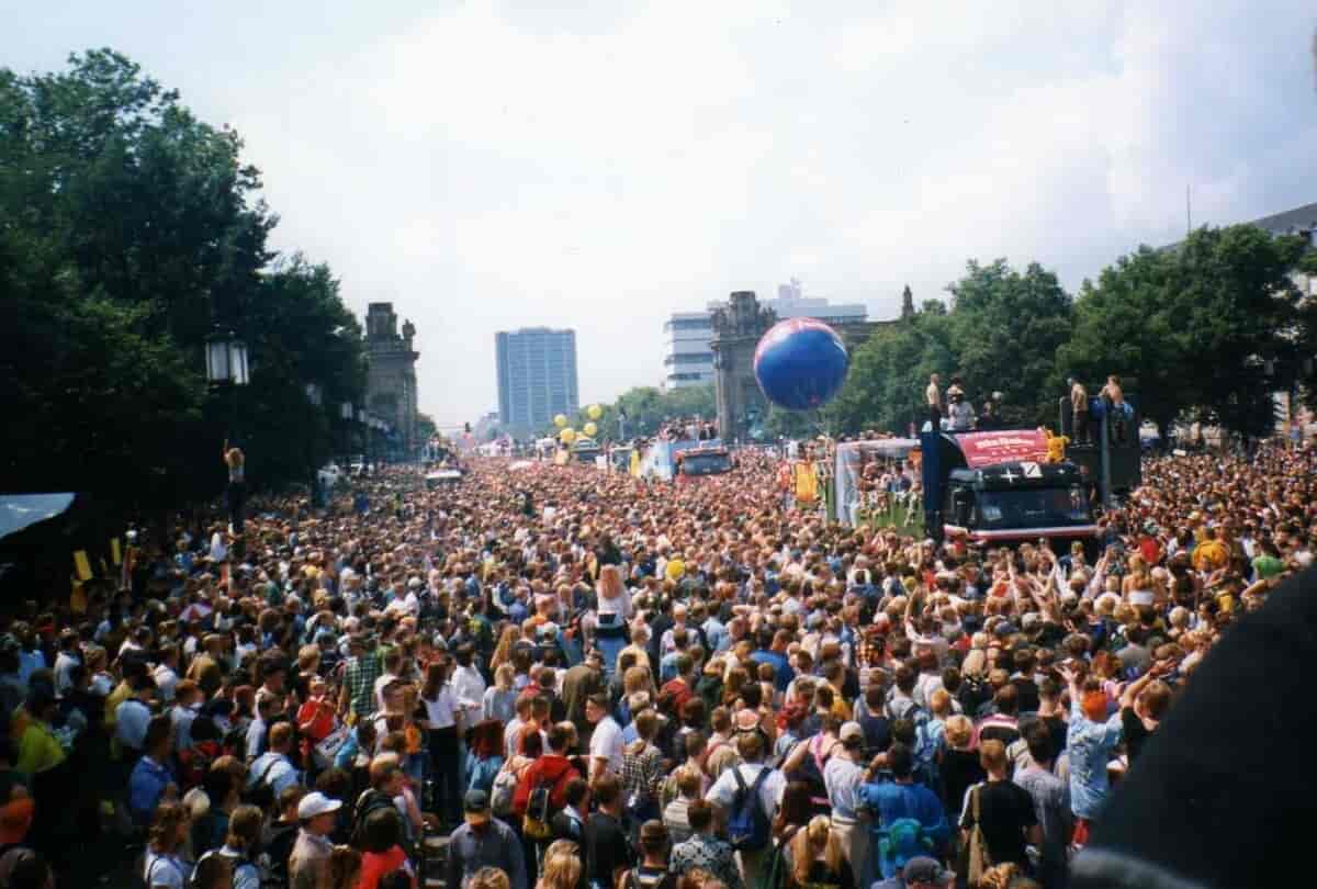 Love Parade i Berlin den 11. juli 1998.