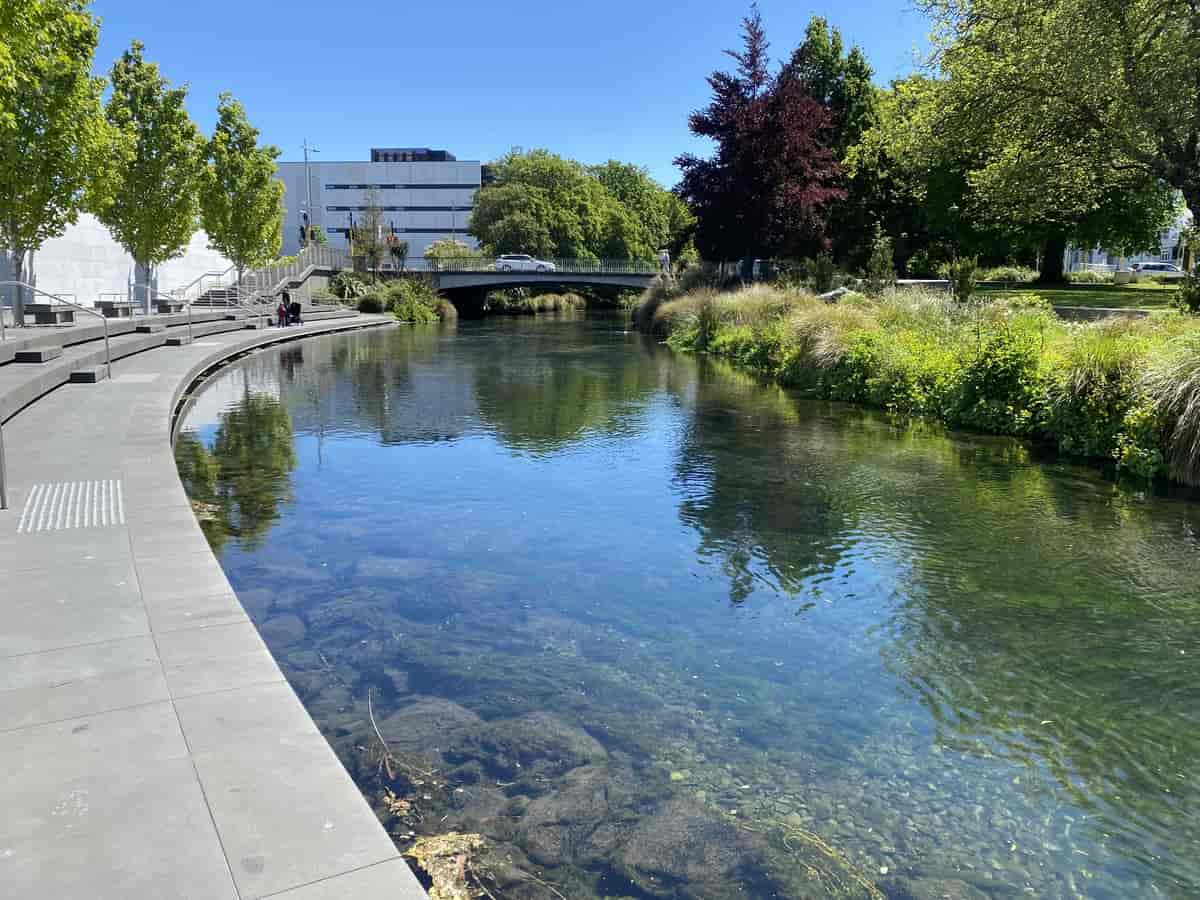 Floden Avon i Christchurchs botaniske have
