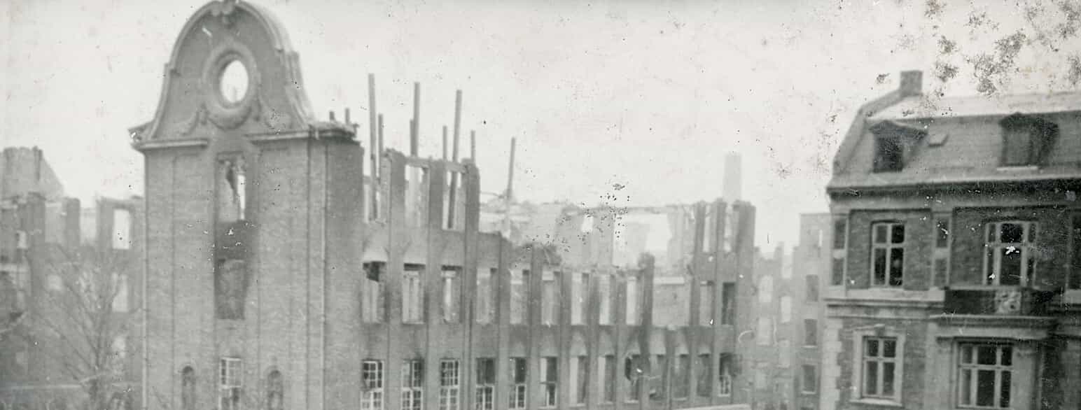 Den Franske Skole blev 21. marts 1945 ved en fejl bombet og udbrændte. 