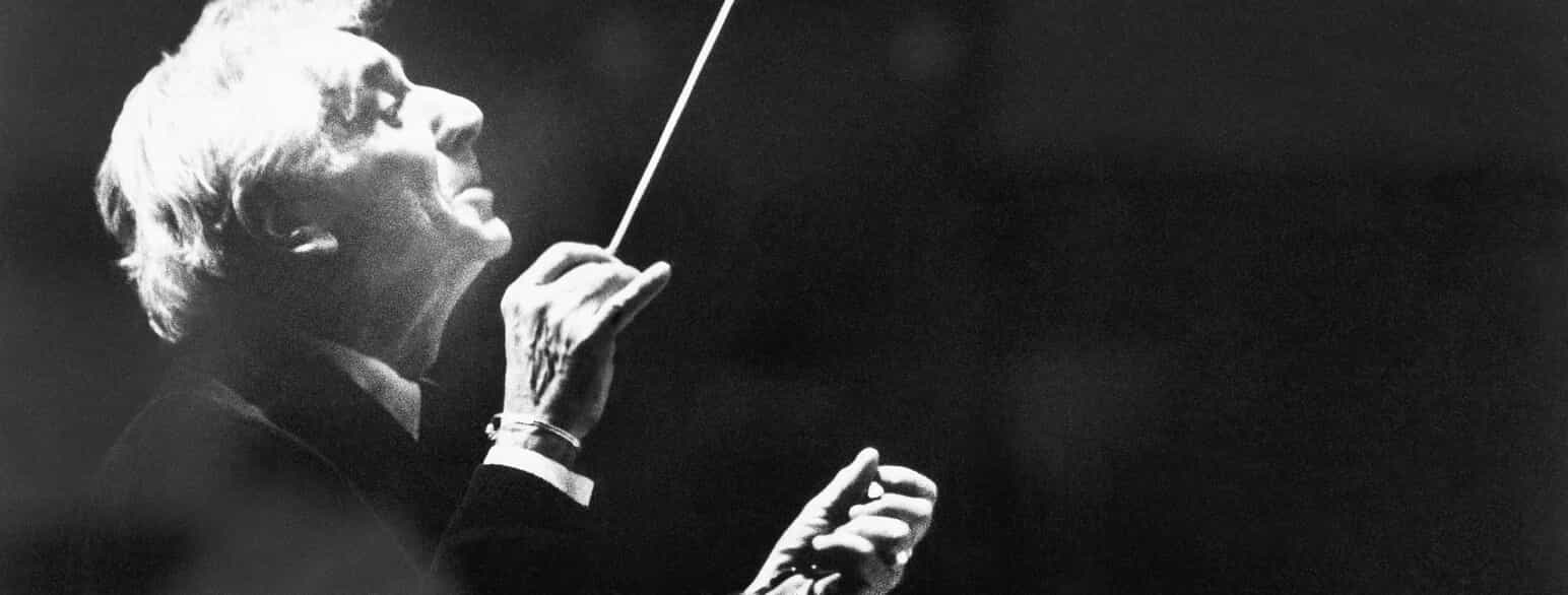 Leonard Bernstein dirigerer her på Indiana University School of Music, februar 1982.