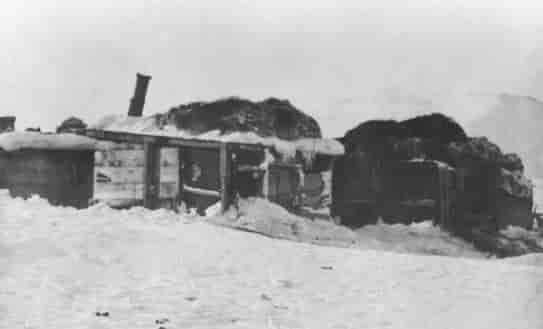 En af Robert Pearys hytter ved Fort Conger, Discovery Habour, Ellesmere Island, 1921.