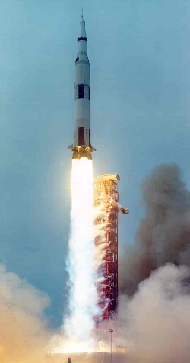 Opsendelsen af Apollo 13