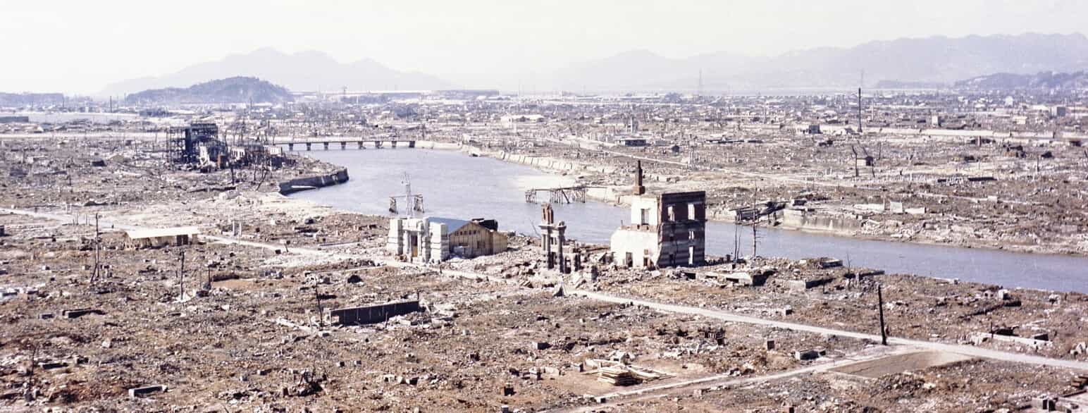 Hiroshima fotograferet i marts 1946